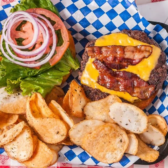 Bacon Cheeseburger.
